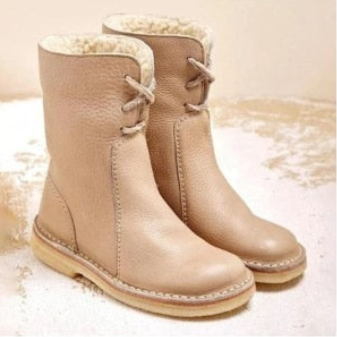 MILA | WATERPROOF BOOT WITH WOOL LINING